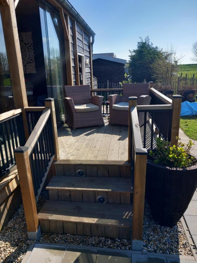 Hotel Glamping Aan De Thoolse Kust Poortvliet Exteriér fotografie